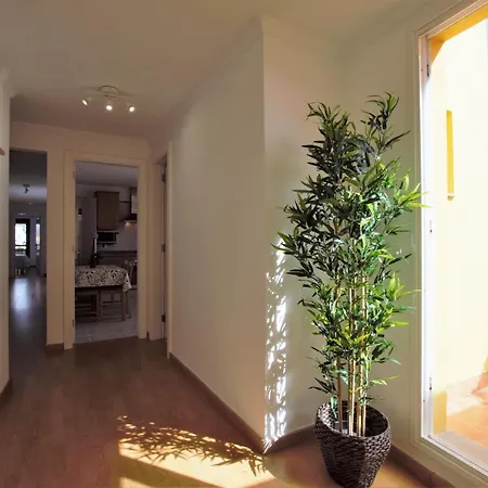 Fabulosos Attic With Ocean And Mountain Views Apartmán *
