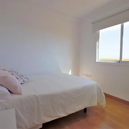 Fabulosos Attic With Ocean And Mountain Views Apartment *